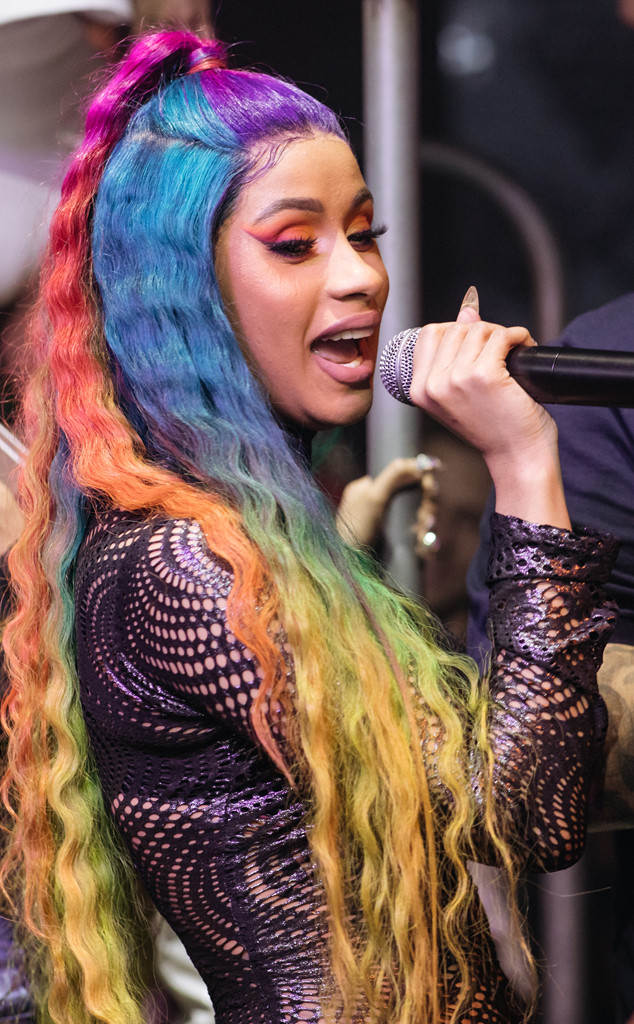 rs_634x1024-181206083429-634-2cardi-b-art-basel-2018.ls.12618 rs_634x1024-181206083429-634-2cardi-b-art-basel-2018.ls.12618